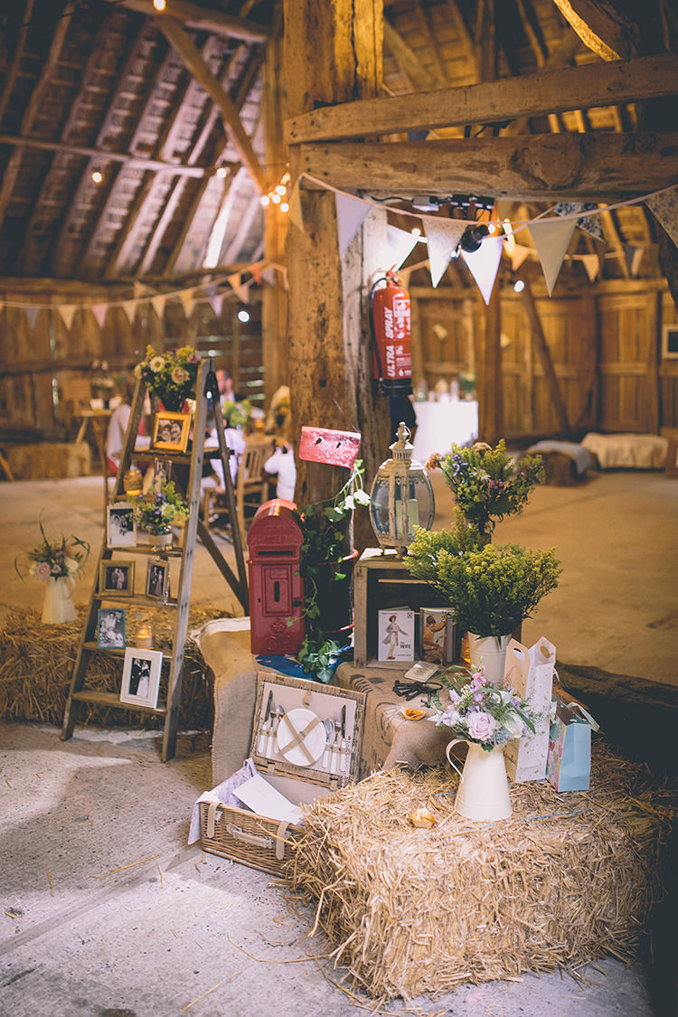 Hay Bale Decor Ladder Crates Rustic Homespun Fun Country Barn Wedding http://storyandcolour.co.uk/