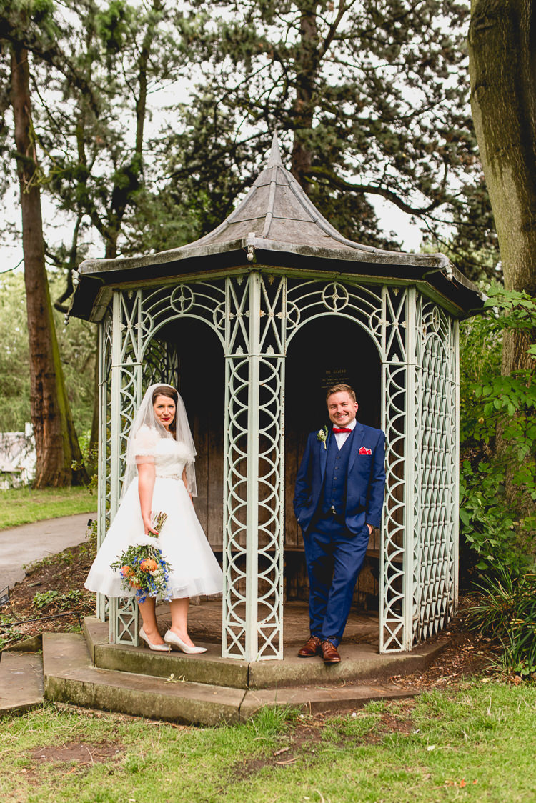 Fun Quirky 1950s Wedding http://www.lisacarpenterphotos.com/