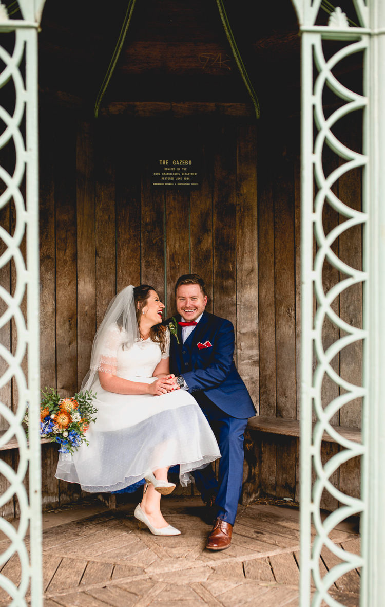 Fun Quirky 1950s Wedding http://www.lisacarpenterphotos.com/