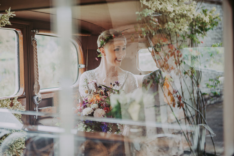 Autumn Weekend Extravaganza Tipi Wedding http://bloomweddings.co.uk/