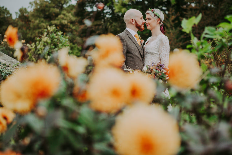Autumn Weekend Extravaganza Tipi Wedding http://bloomweddings.co.uk/
