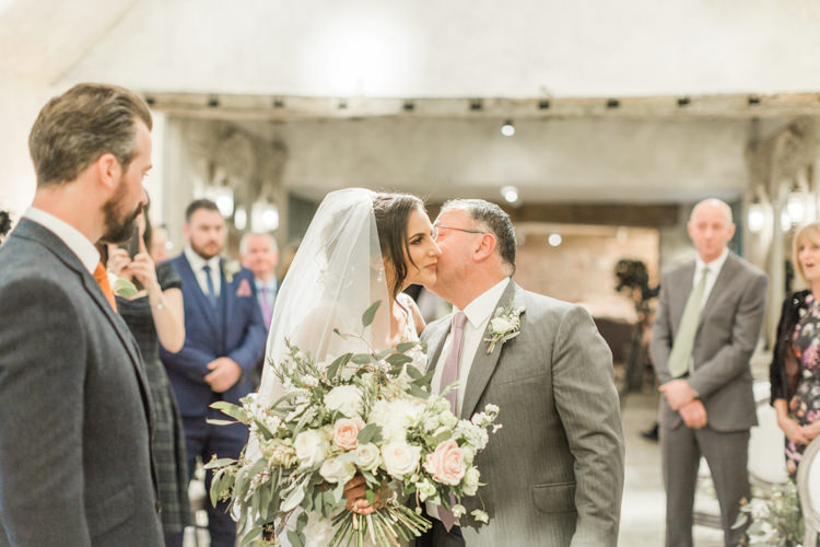 Whimsical Elegant Classic Wedding http://katymelling.com/