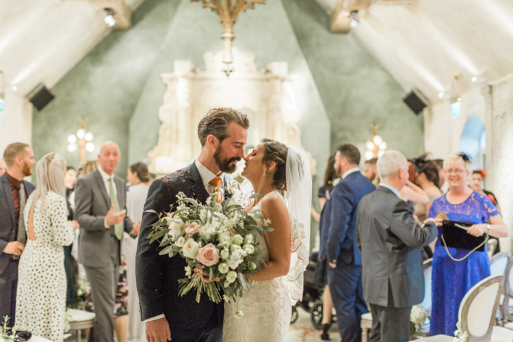 Whimsical Elegant Classic Wedding http://katymelling.com/