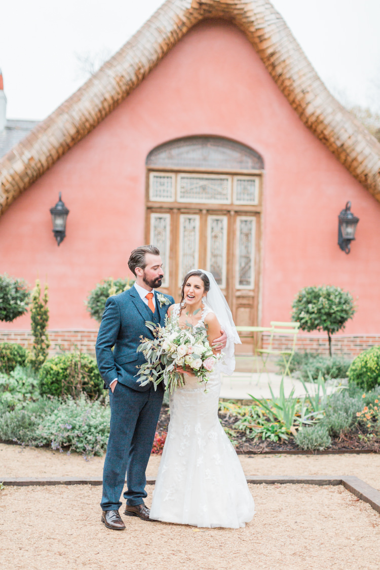 Whimsical Elegant Classic Wedding http://katymelling.com/