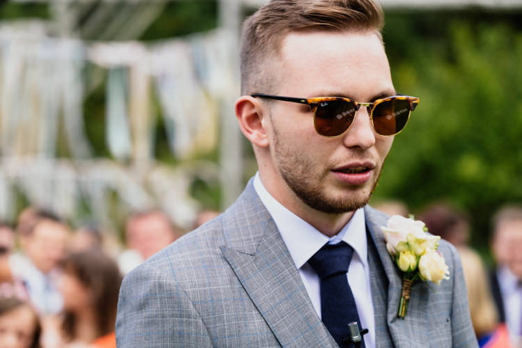 Relaxed Stylish Outdoor Wedding http://www.euanrobertsonweddings.com/