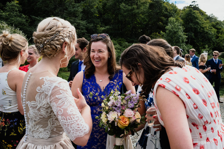 Relaxed Stylish Outdoor Wedding http://www.euanrobertsonweddings.com/