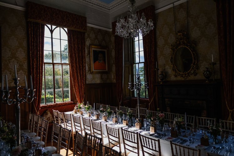 Relaxed Stylish Outdoor Wedding http://www.euanrobertsonweddings.com/