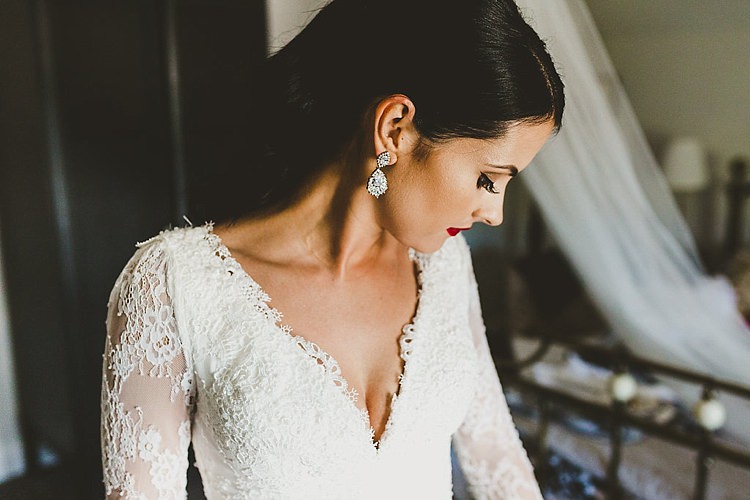 Glamorous Gatsby City Hall Wedding http://www.emmakenny.com/