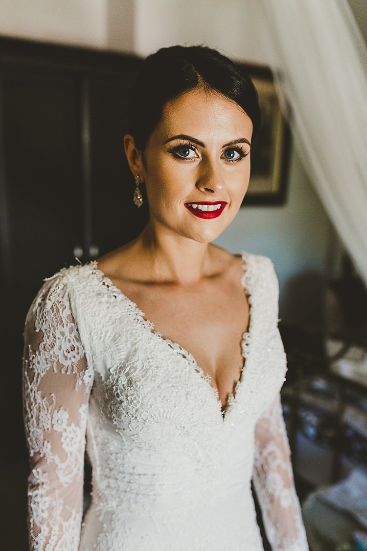 Bride Hair Make Up Style Look Bridal Glamorous Gatsby City Hall Wedding http://www.emmakenny.com/