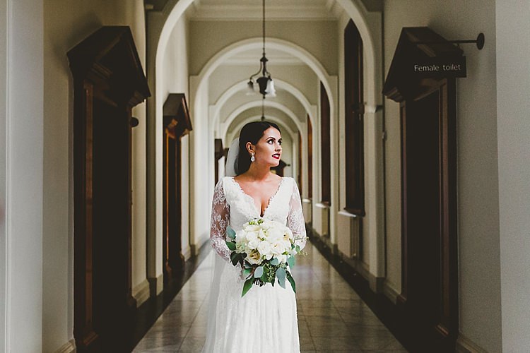 Glamorous Gatsby City Hall Wedding http://www.emmakenny.com/