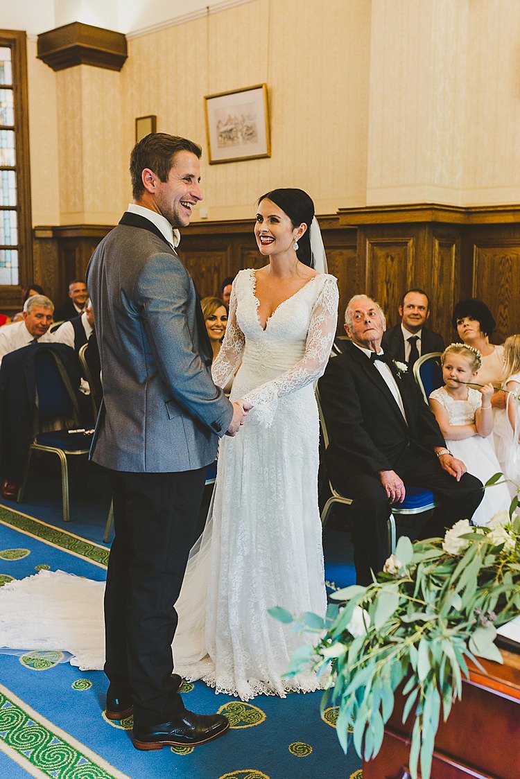 Glamorous Gatsby City Hall Wedding http://www.emmakenny.com/