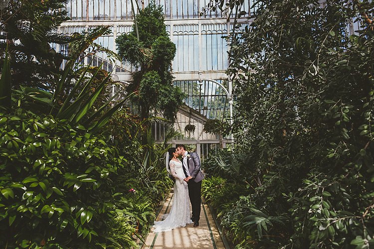 Glamorous Gatsby City Hall Wedding http://www.emmakenny.com/