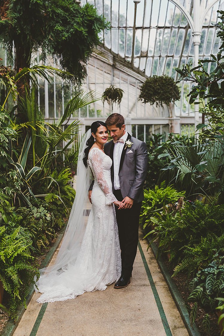 Glamorous Gatsby City Hall Wedding http://www.emmakenny.com/