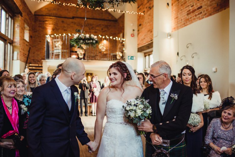 Simple Rustic Cosy Winter Wedding http://aniaames.co.uk/