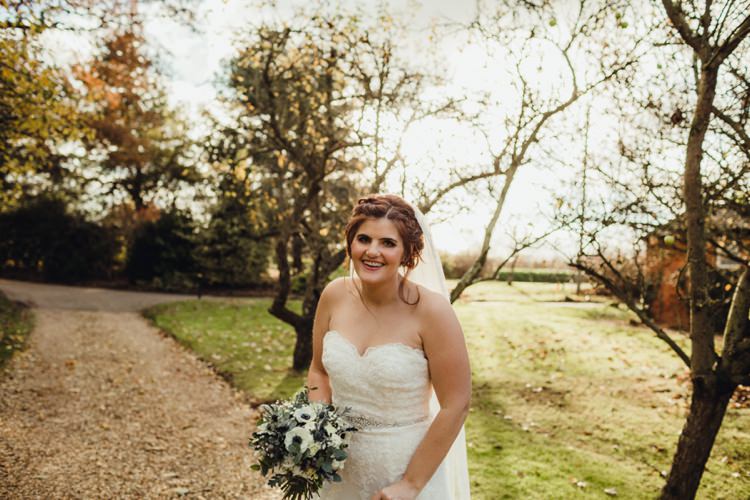 Simple Rustic Cosy Winter Wedding http://aniaames.co.uk/