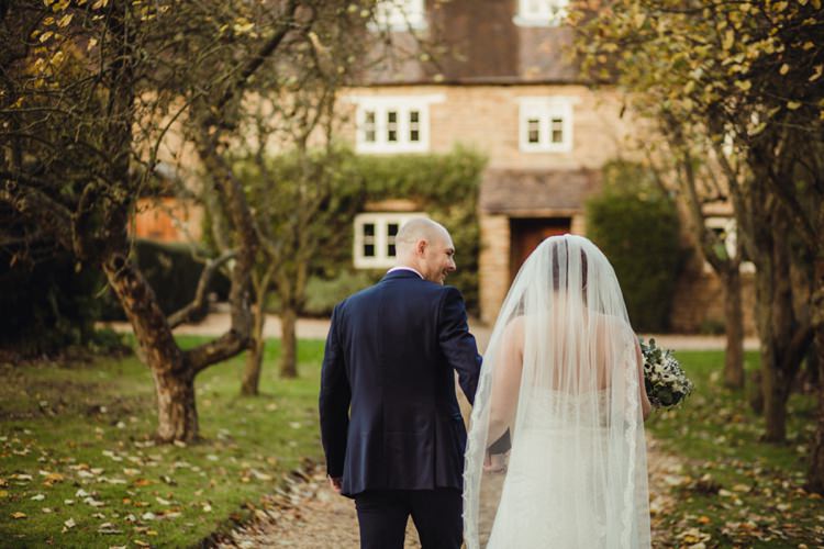 Simple Rustic Cosy Winter Wedding http://aniaames.co.uk/