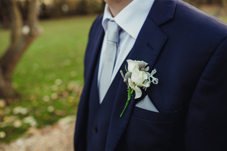 Simple Rustic Cosy Winter Wedding http://aniaames.co.uk/