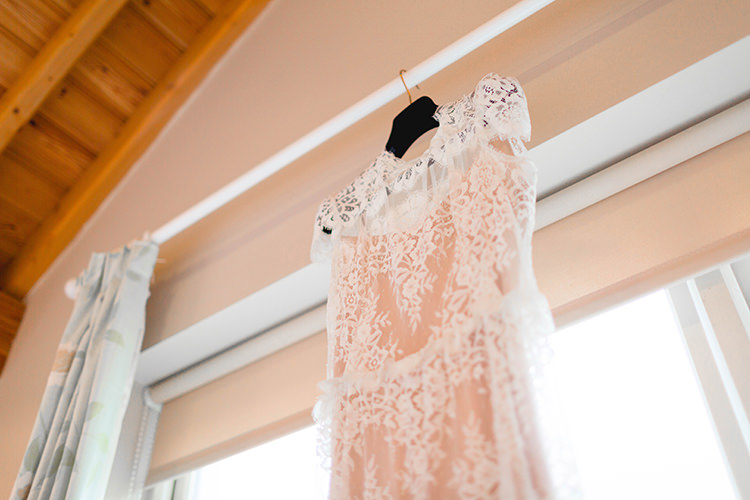 Stylish Soft Blush Wedding http://www.jemmakingphotography.co.uk/