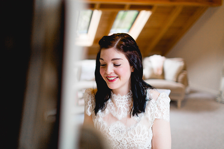 Stylish Soft Blush Wedding http://www.jemmakingphotography.co.uk/