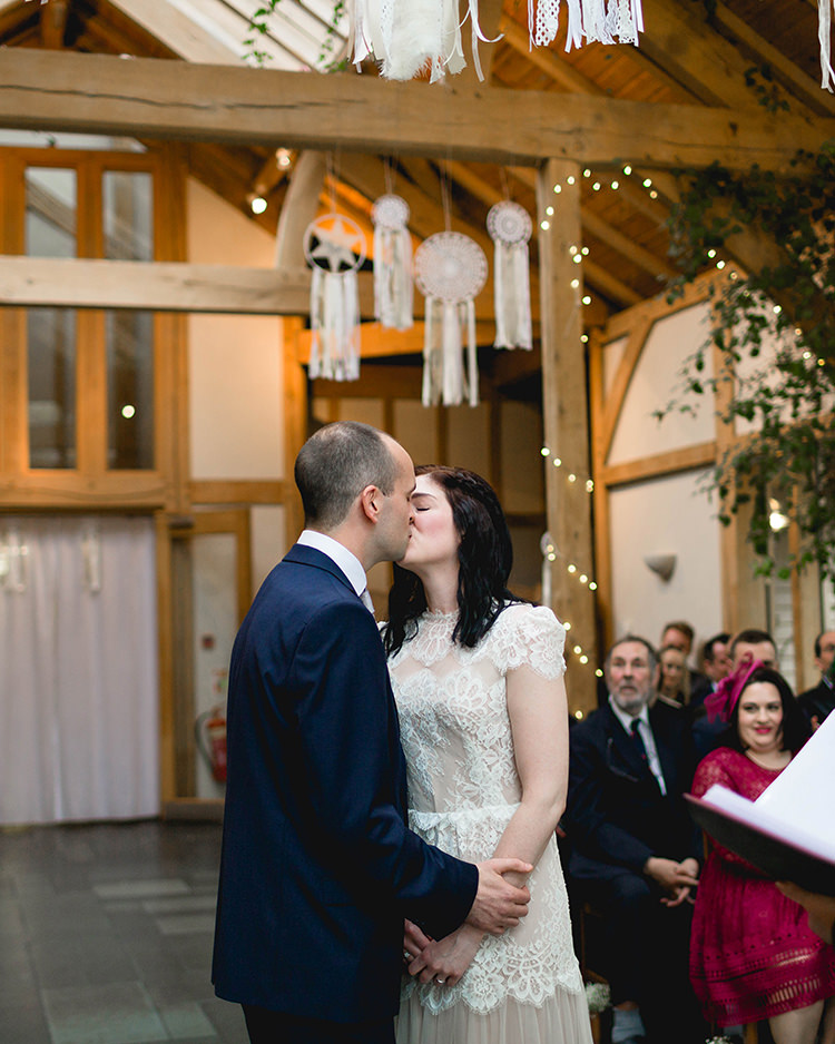 Stylish Soft Blush Wedding http://www.jemmakingphotography.co.uk/