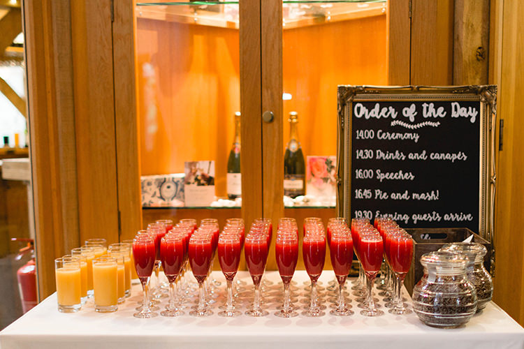 Stylish Soft Blush Wedding http://www.jemmakingphotography.co.uk/