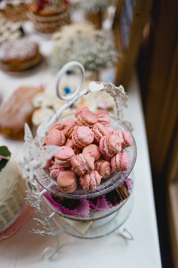 Macarons Stylish Soft Blush Wedding http://www.jemmakingphotography.co.uk/
