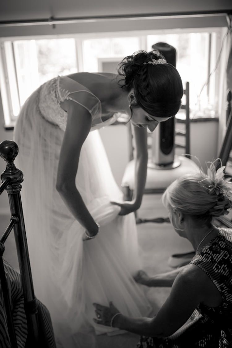 Light Pretty Summer Barn Wedding http://www.koweddings.com/