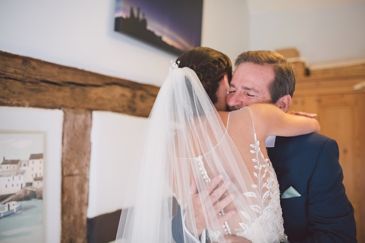 Light Pretty Summer Barn Wedding http://www.koweddings.com/