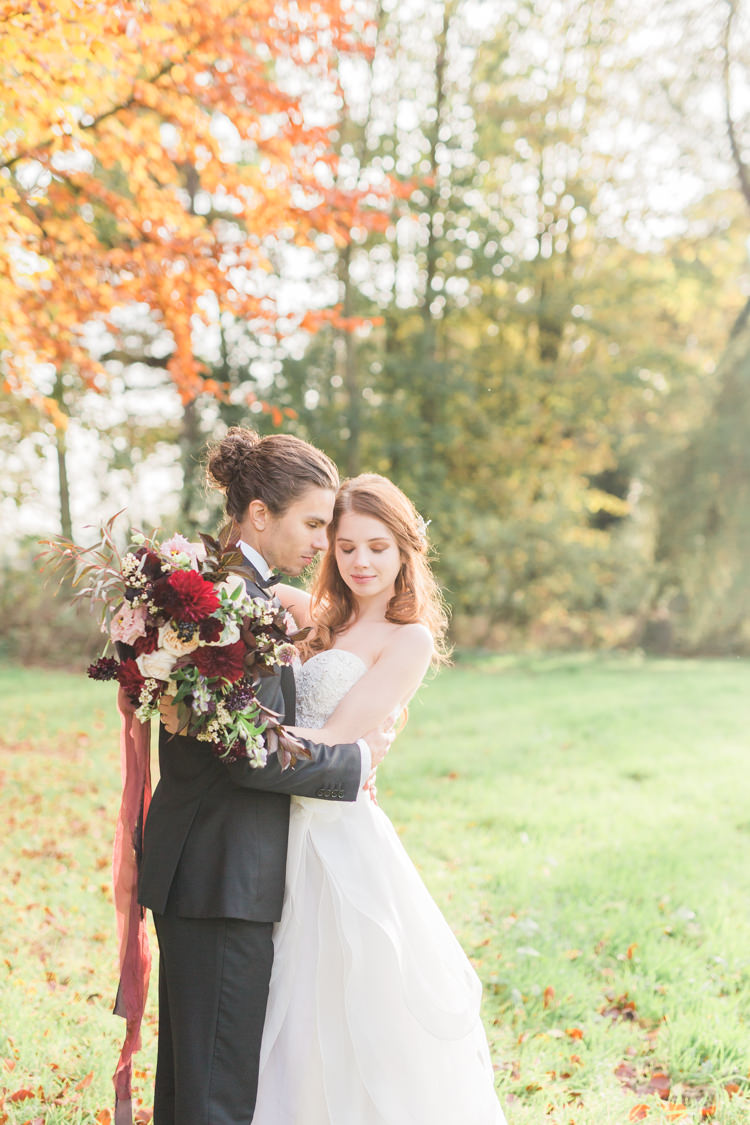 Dreamy Luxe Autumn Wedding Ideas http://suzanneli.co.uk/