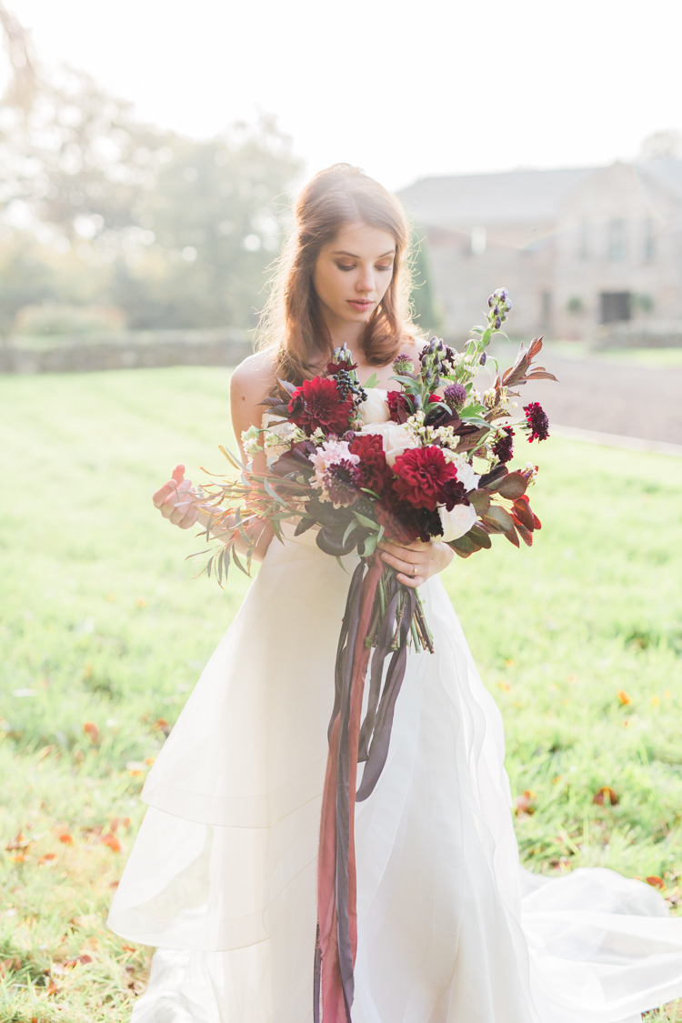 Bouquet Flowers Bride Bridal Red Dahlia Foliage Ribbons Dreamy Luxe Autumn Wedding Ideas http://suzanneli.co.uk/