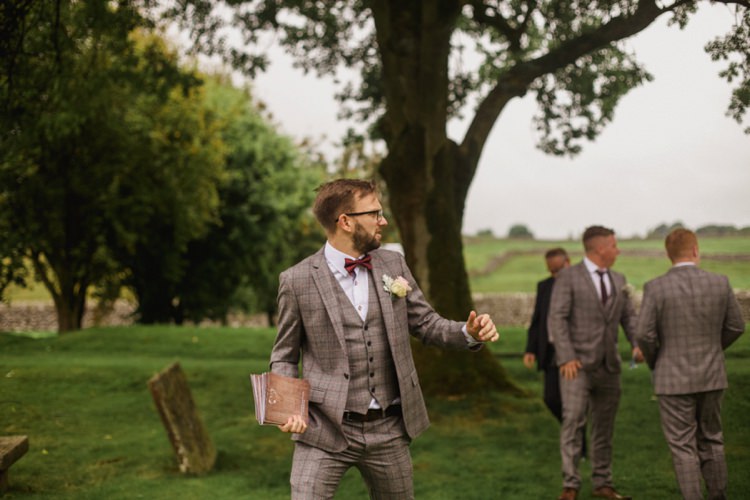 Summer Country Pastels Wedding http://jesspetrie.com/