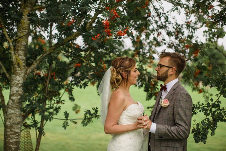 Summer Country Pastels Wedding http://jesspetrie.com/