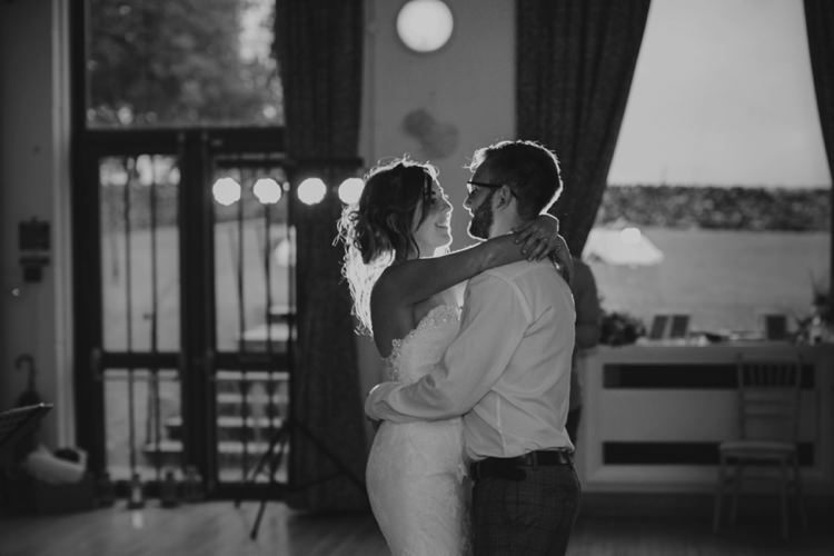Summer Country Pastels Wedding http://jesspetrie.com/