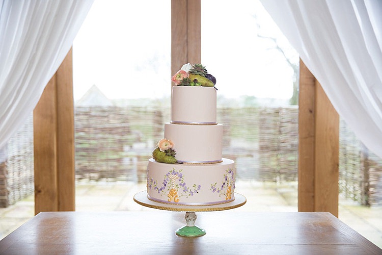 Chic Secret Garden Wedding Ideas http://marysmithphotography.com/