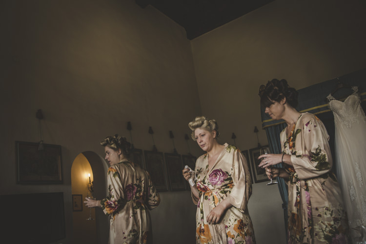 Bridesmaids Floral Dressing Gowns Bridal Gown Ceremony Preparations Romantic Intimate Tuscany Destination Wedding http://angelicabraccini.com/