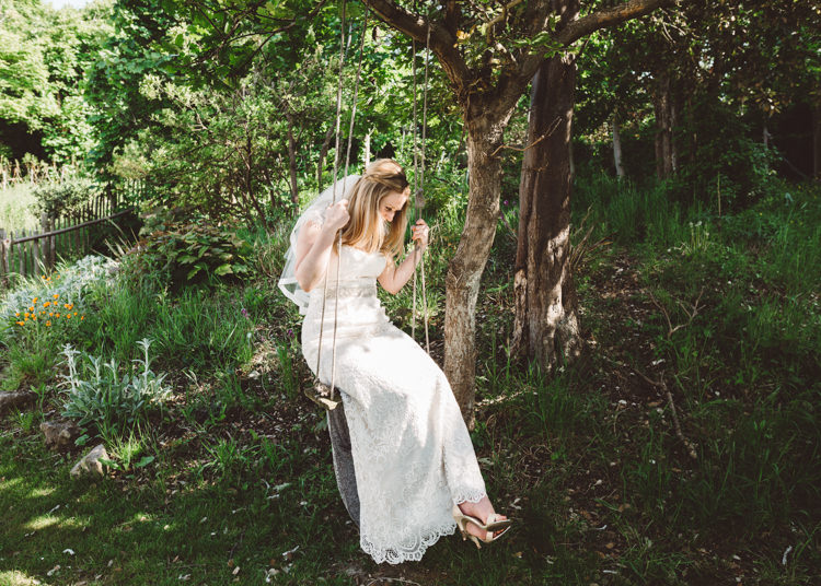 Low Key Pastel Seaside Wedding http://holliecarlinphotography.com/