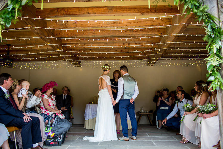Whimsical Greenery Nature Wedding http://lunaweddings.co.uk/