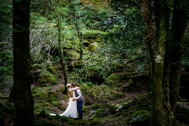 Whimsical Greenery Nature Wedding http://lunaweddings.co.uk/