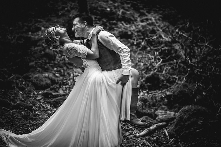 Whimsical Greenery Nature Wedding http://lunaweddings.co.uk/