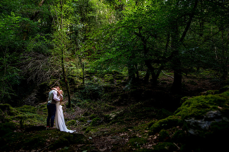 Whimsical Greenery Nature Wedding http://lunaweddings.co.uk/