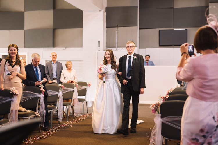 Classic Summer Pastel Wedding http://www.catlaneweddings.com/