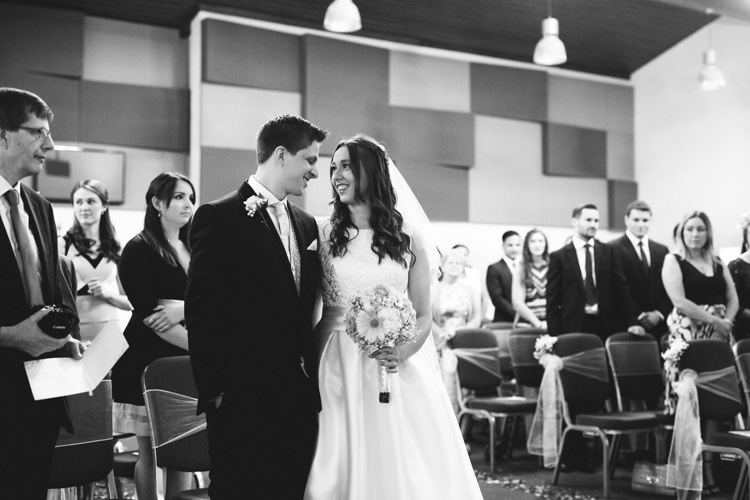 Classic Summer Pastel Wedding http://www.catlaneweddings.com/