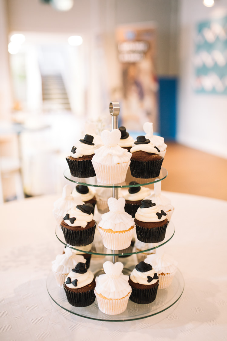 Classic Summer Pastel Wedding http://www.catlaneweddings.com/
