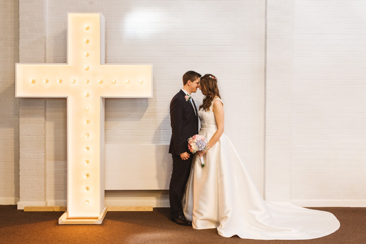 Classic Summer Pastel Wedding http://www.catlaneweddings.com/