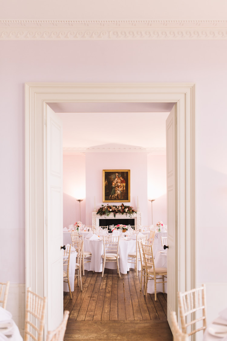 Classic Summer Pastel Wedding http://www.catlaneweddings.com/