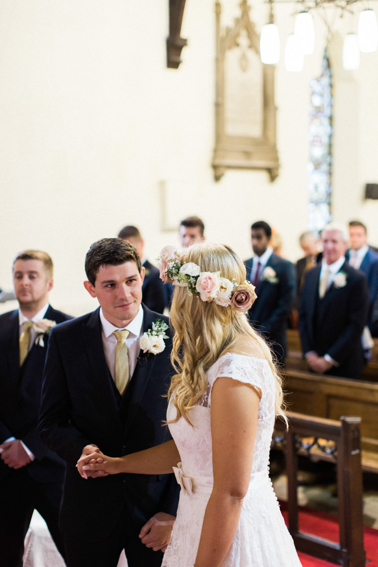 Gold Sparkle Pink Glamour Wedding https://emilyhannah.com/