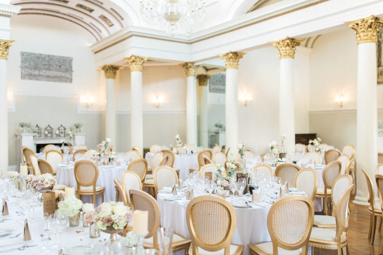 Gold Sparkle Pink Glamour Wedding https://emilyhannah.com/
