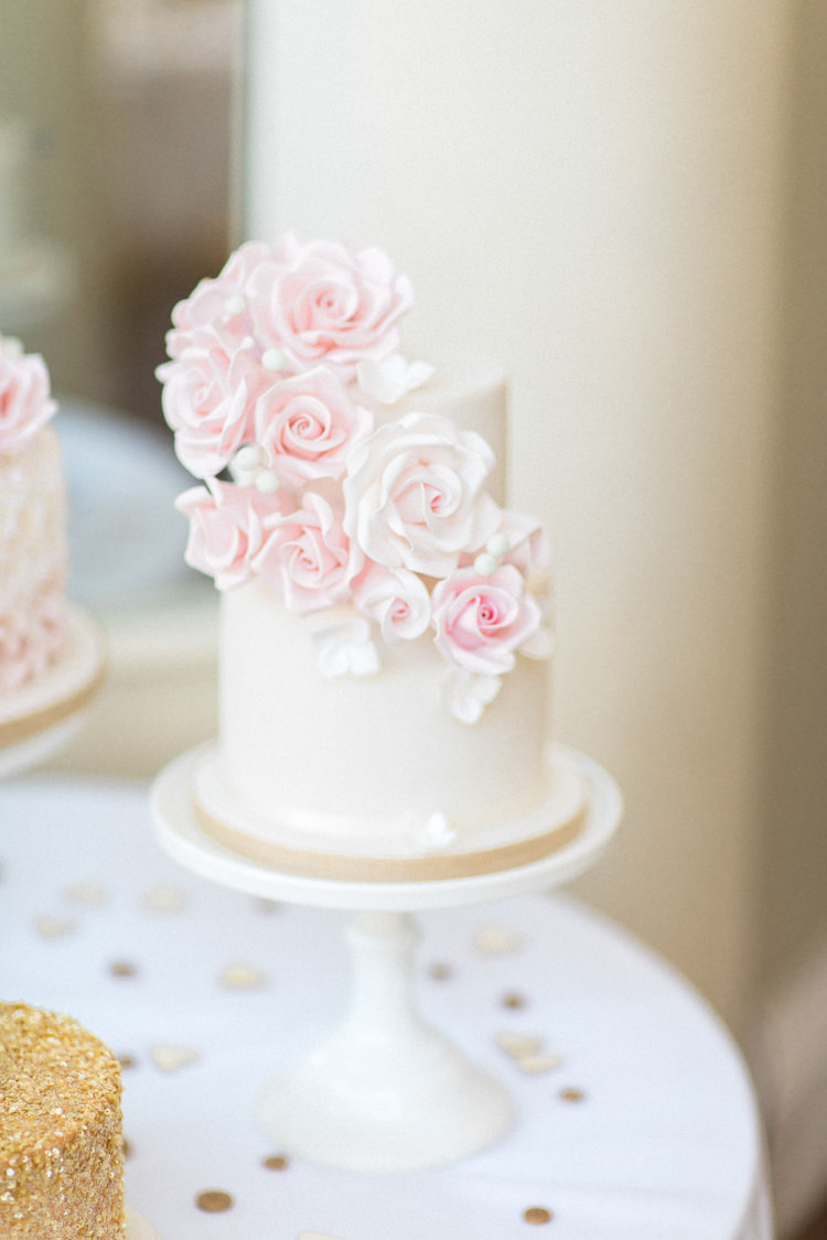 Floral Cake Iced Flowers Gold Sparkle Pink Glamour Wedding https://emilyhannah.com/