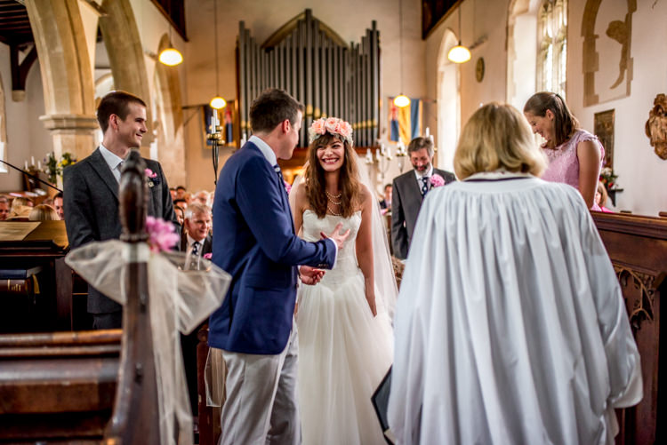 Quirky English Garden Party Wedding http://www.michellewoodphotographer.com/
