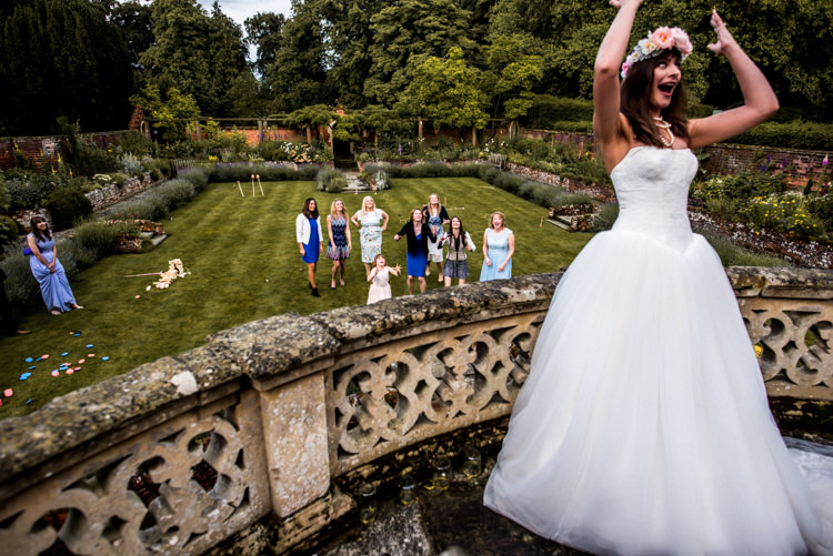 Quirky English Garden Party Wedding http://www.michellewoodphotographer.com/